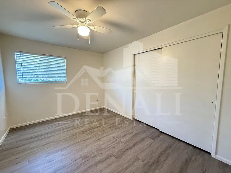 4719 N 15th Ave #4 — Photo 8
