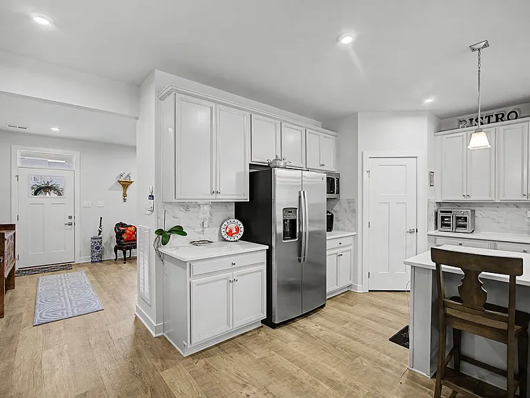 18307 Sagamore Dr — Photo 18