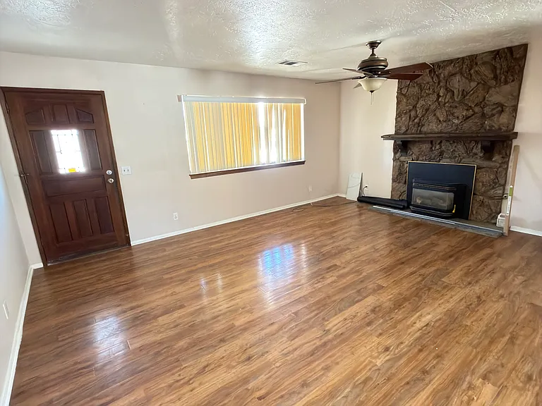 21195 Neola Rd — Photo 2