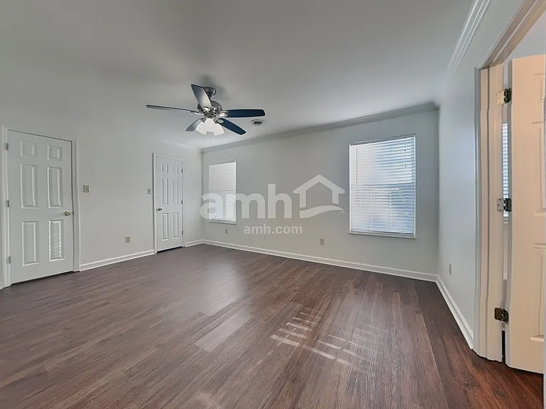 10225 Highgate Cir — Photo 10