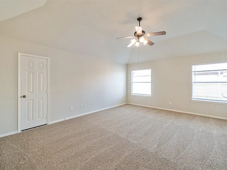 8811 Sun Haven Ln — Photo 23