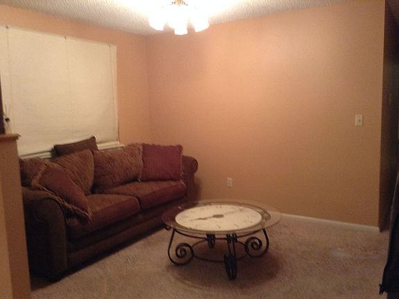 4th image of 1138 S Jefferson Ave