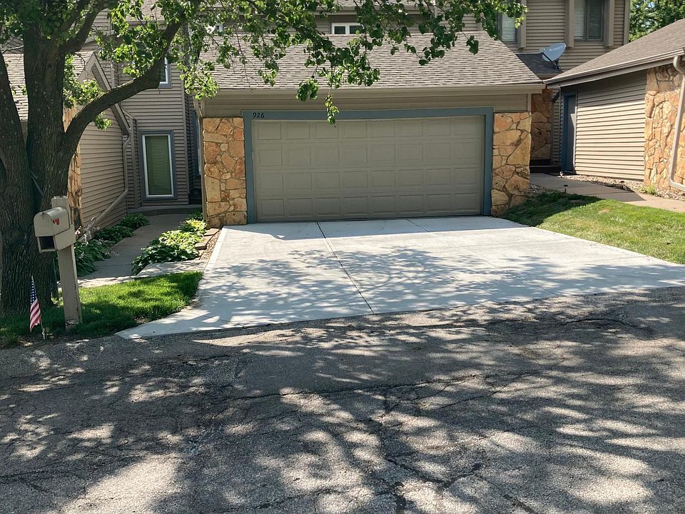 Front of unit