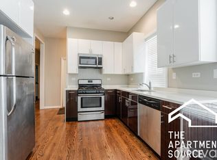 2101 W Fletcher St #1S, Chicago, IL 60618