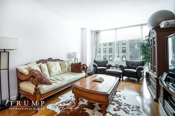Rented by Trump International Realty | media 28