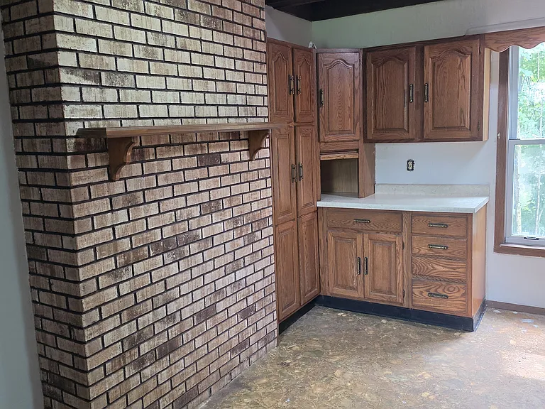 137 Wildon Ave — Photo 10
