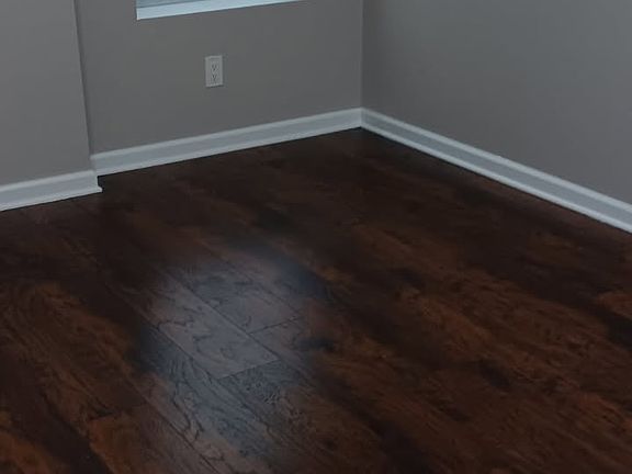 2nd image of 14992 Allisonville Rd