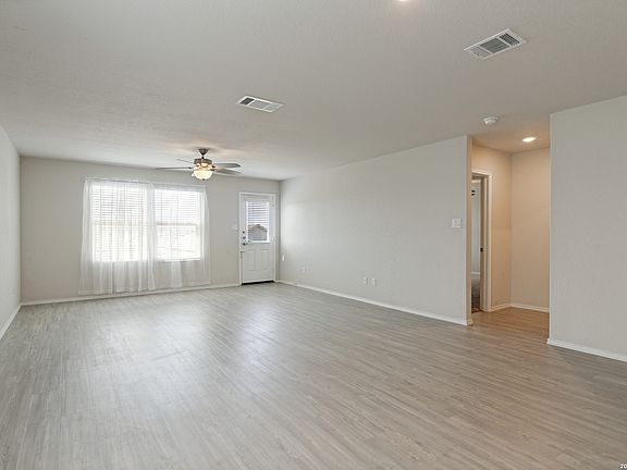 4th image of 5314 Trellised Ln