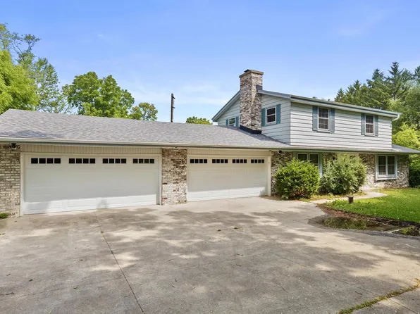 S68W22700 National AVENUE, Big Bend, WI 53103