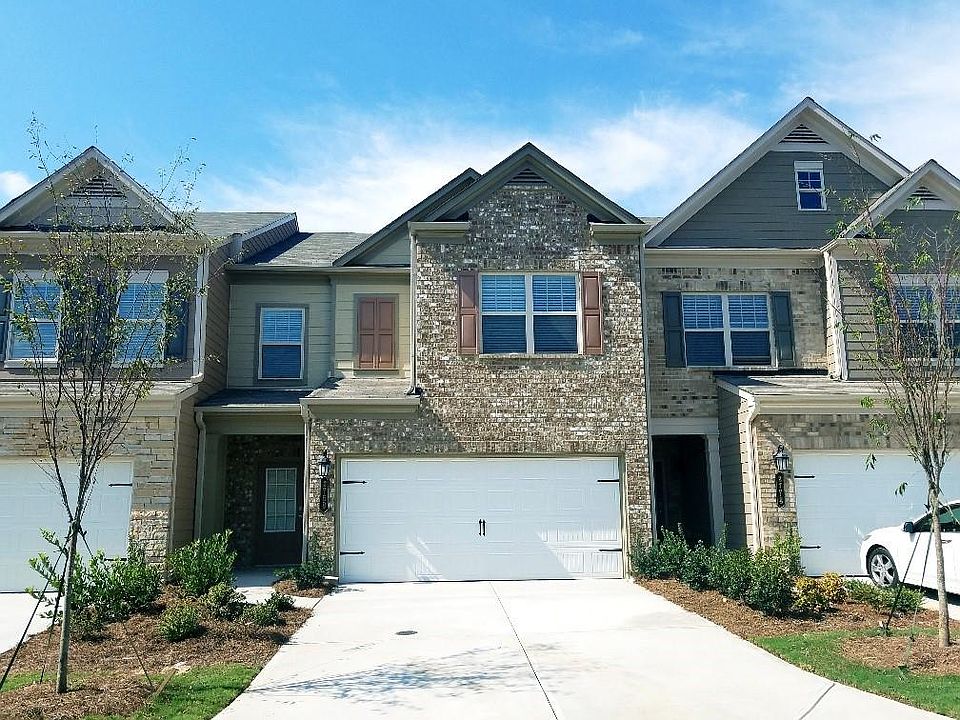 1st image of 2768 Village Park Bnd