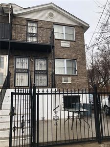 235 Betts Ave, Bronx, NY, 10473