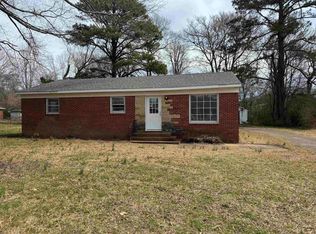 51 Blythe St, Savannah, TN 38372