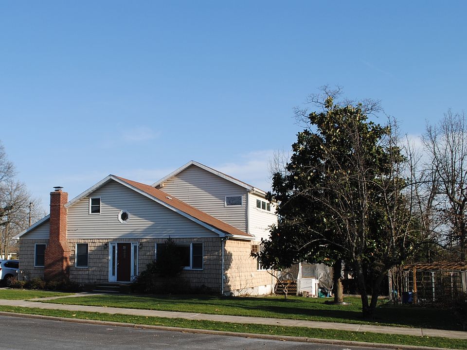 1st image of 40 Noel St