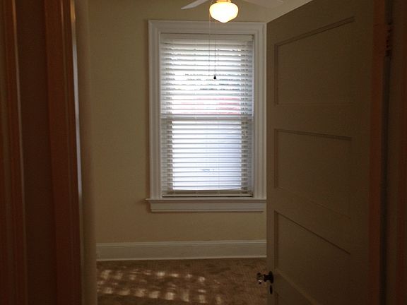 3rd image of 902 Greenway Ct APT 2