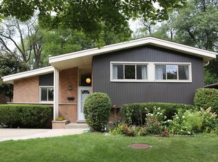 219 Kilpatrick Ave, Wilmette, IL 60091