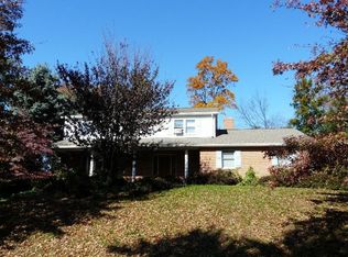 106 Teila Dr, Dallastown, PA 17313
