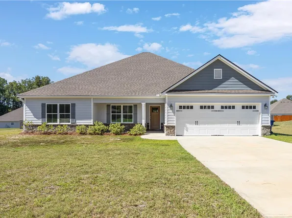 126 Lee Road 2228, Opelika, AL 36804