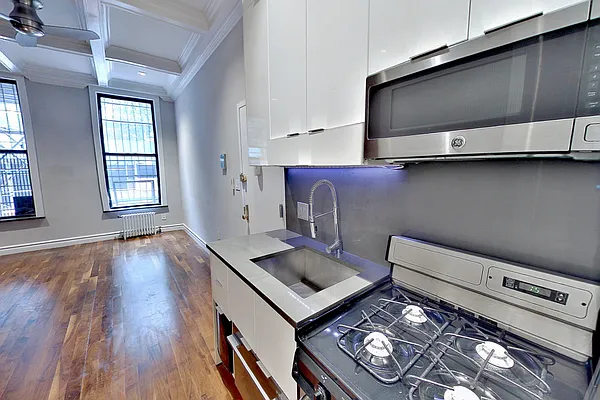 Rented by Centennial Properties NY | media 6
