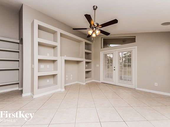 4th image of 11021 Crystal Glen Blvd