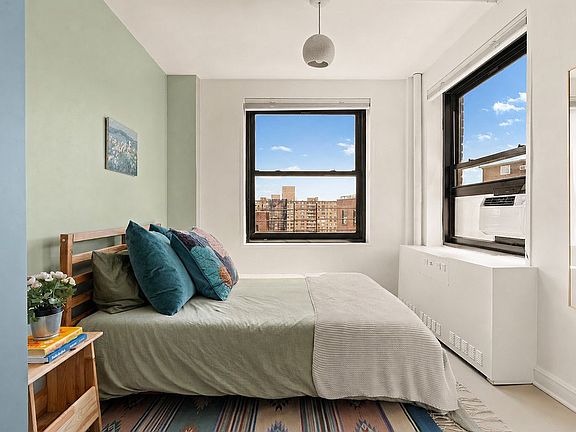 5th image of 185 Clinton Ave APT 14F