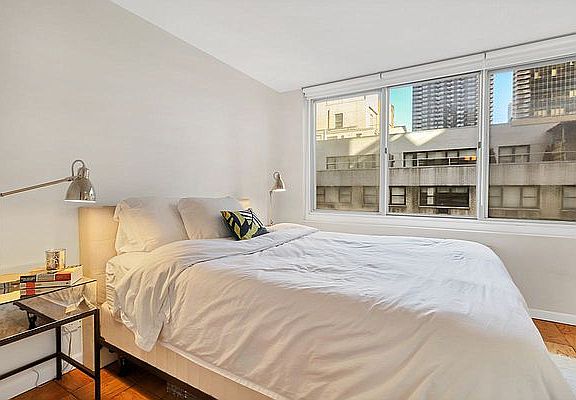 5th image of 333 E 45th St APT 11E