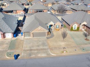 11313 SW 41st Ter, Mustang, OK 73064