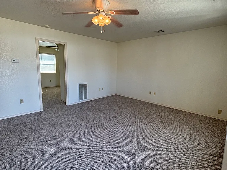 1131 Willard Ave #A — Photo 2