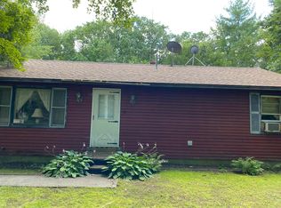 7017 Pleasant St, Loudon, NH 03307
