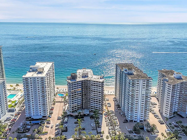 3800 Galt Ocean Dr #404 — Photo 11