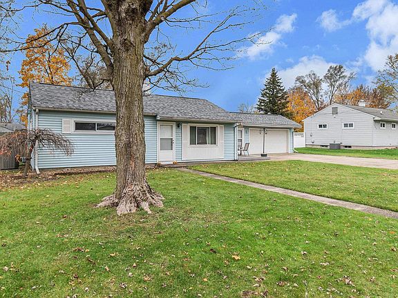 3rd image of 233 Parker Ave