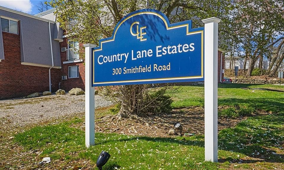 300 Smithfield Rd, North Providence, RI 02904 Zillow