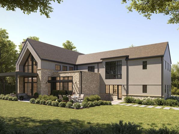 913 Drexel Ln, Bryn Mawr, PA 19010
