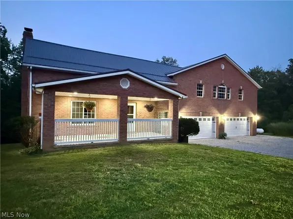 7915 Hill Church St SE, East Canton, OH 44730