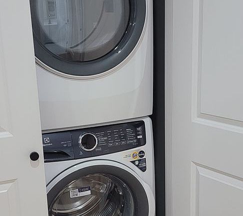 4th image of 260 Bradford St #102