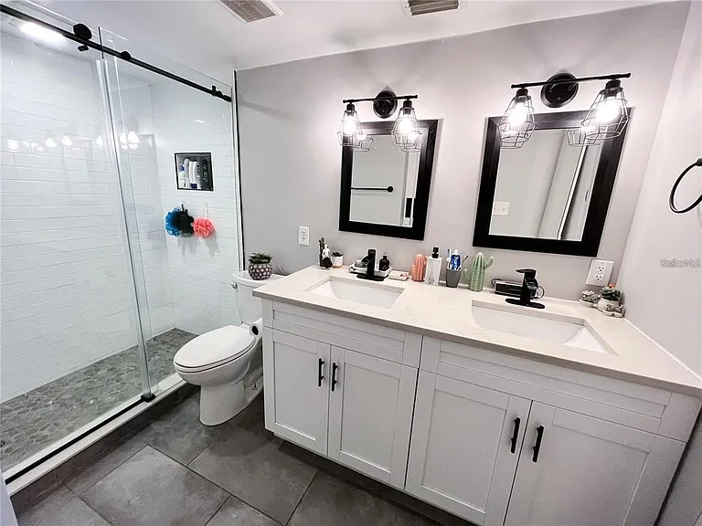 3747 Okeechobee Cir — Photo 6