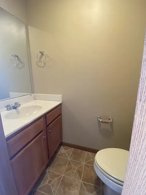 2 bed, 1.5 bath, $995 — Photo 3