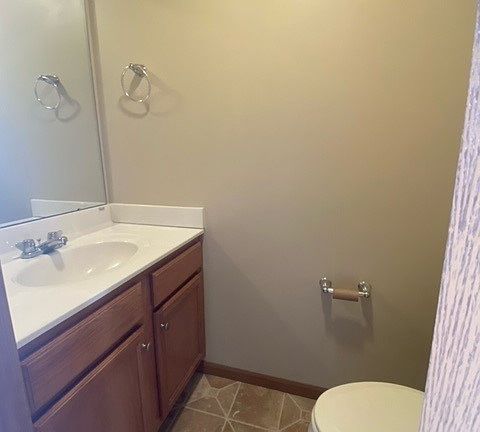 3rd image of 513 Wheeling Ave