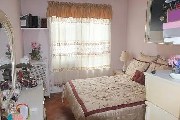 Sold by Corcoran | media 16