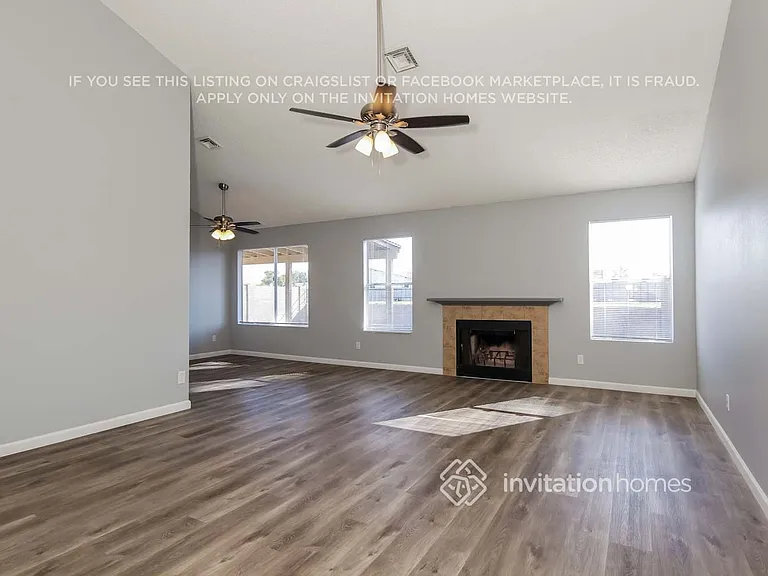 4501 N 106th Dr — Photo 3