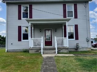 2 South St, New Geneva, PA 15467