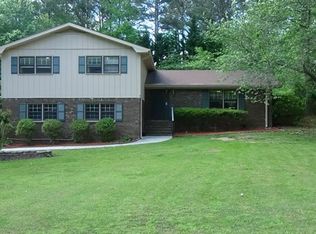 1666 Straw Valley Rd, Lawrenceville, GA 30043
