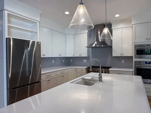 40 Village Circle #40, Guilford, CT 06437