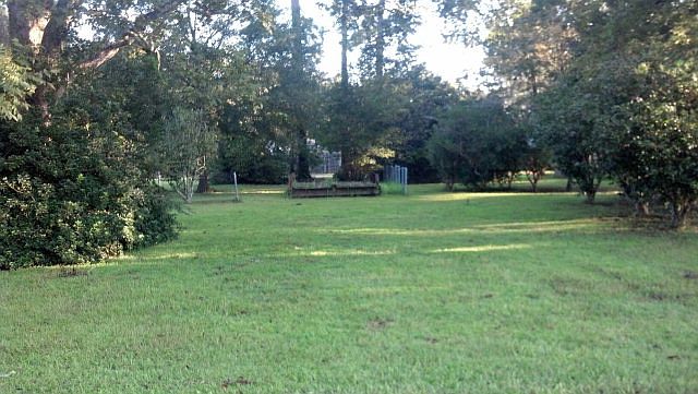 2nd image of 608 Magnolia Ave