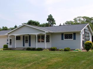 7474 21st Ave, Jenison, MI 49428