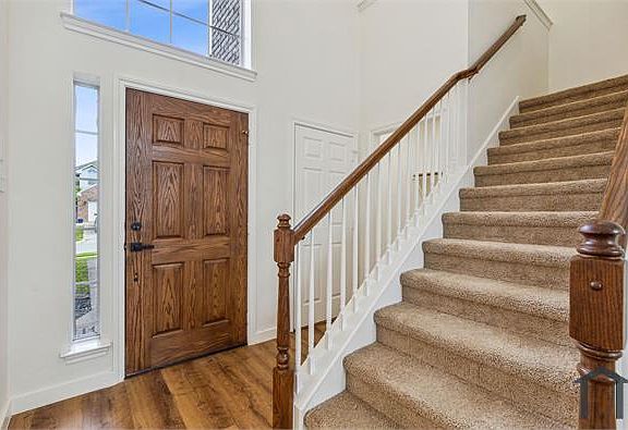 5th image of 4844 Jodi Dr