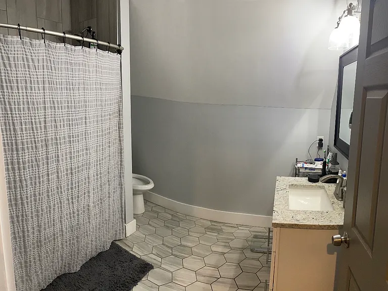 149 Richmond Ave #5 — Photo 7