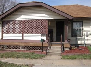 1105 W Briggs Ave, Fairfield, IA 52556