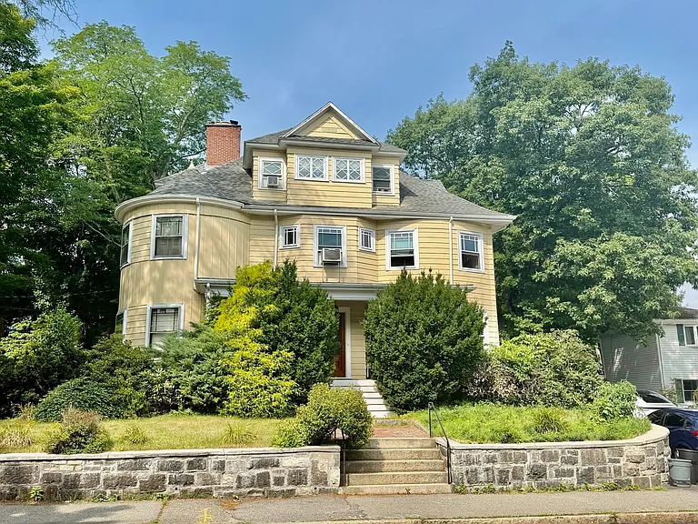 163 Walnut St #1 — Photo 24