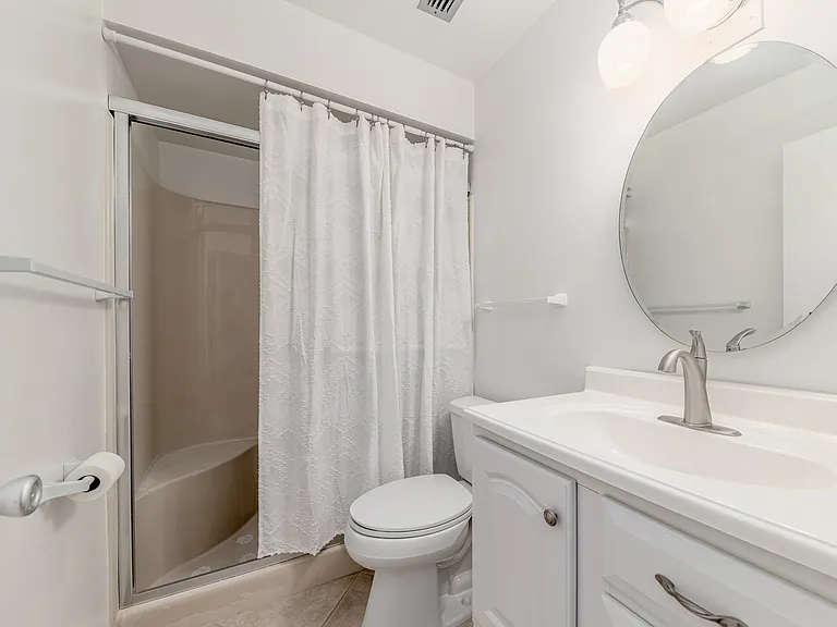 1225 NW 21st St #815 — Photo 12