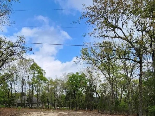 7207 Pedernales N, Athens, TX 75752